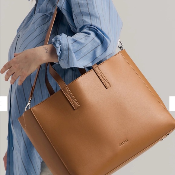 Calpak Haven 16" Laptop Tote Bag in Toffee Career Purse - Picture 7 of 16